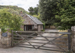 Hill End Barn - 1 Bed Barn Conversion - Llangennith